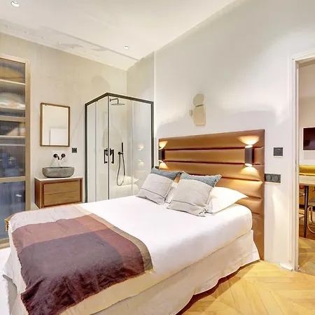 Charm And Elegance For 8p-3br - Grands Boulevards Apartment *
