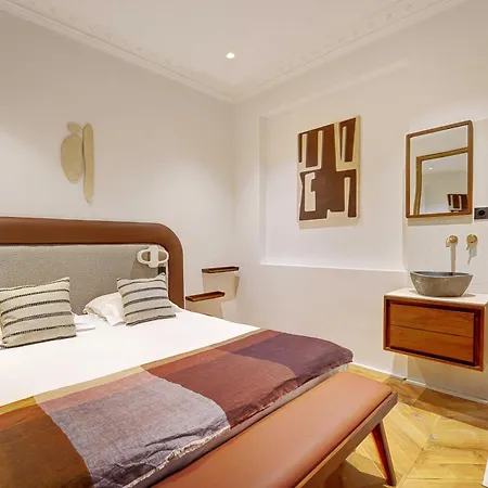 Charm And Elegance For 8p-3br - Grands Boulevards *