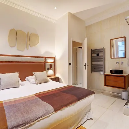 Apartman Charm And Elegance For 8p-3br - Grands Boulevards